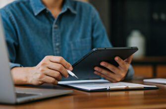 Why It’s Smart To Have Both Checking And Savings Accounts